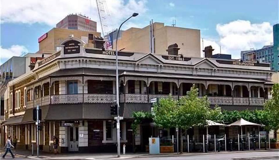 Hotel Metropolitan Adelaide CBD
