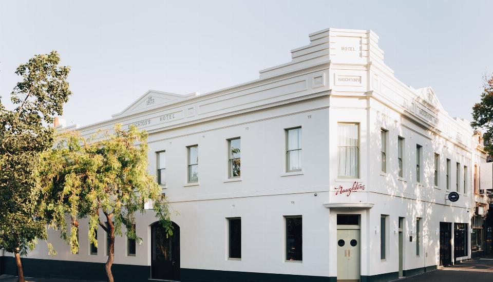 Naughtons Hotel Parkville